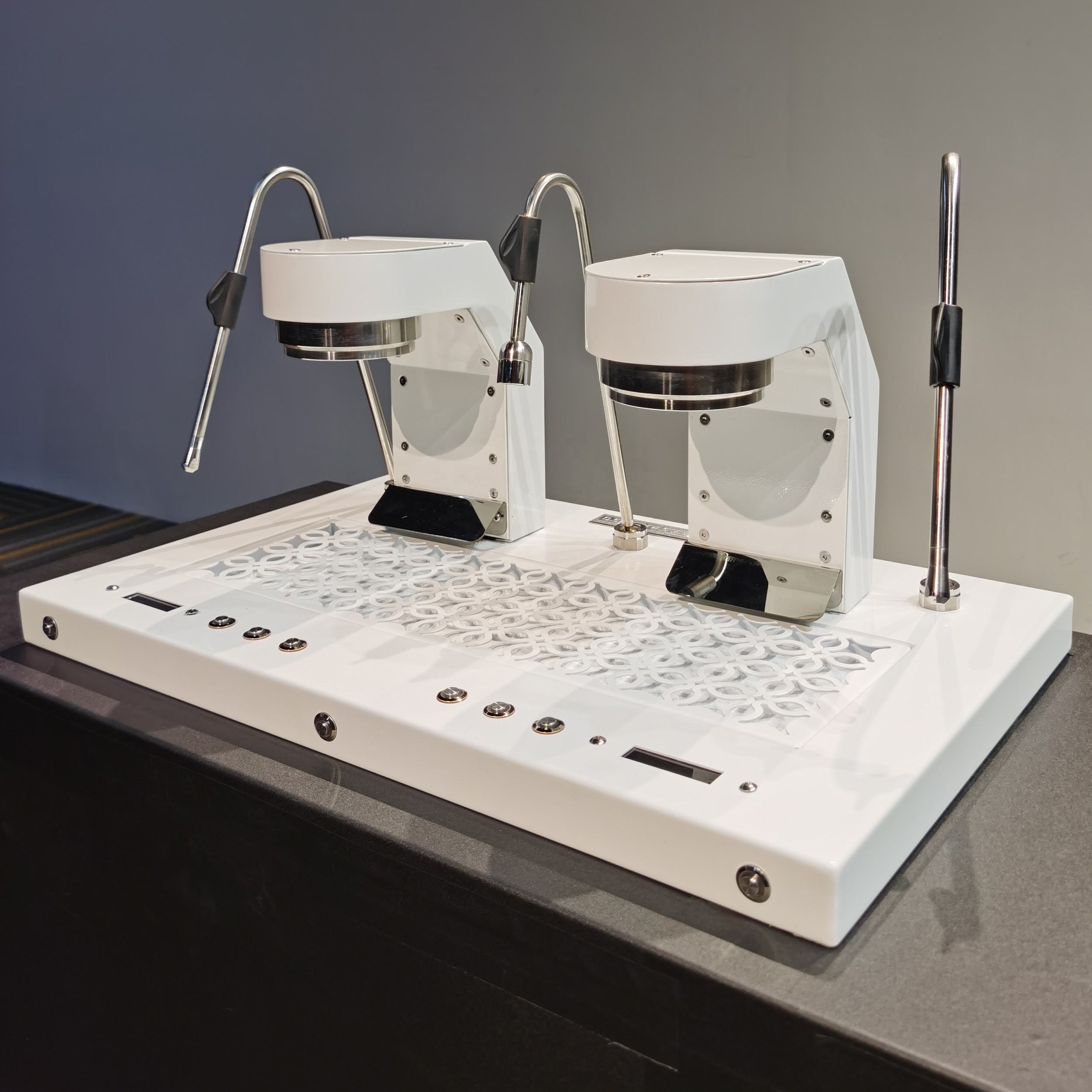 Wielofunkcyjny, komercyjny eks – Commercial Coffee Machine 3 Group recenzja i cena